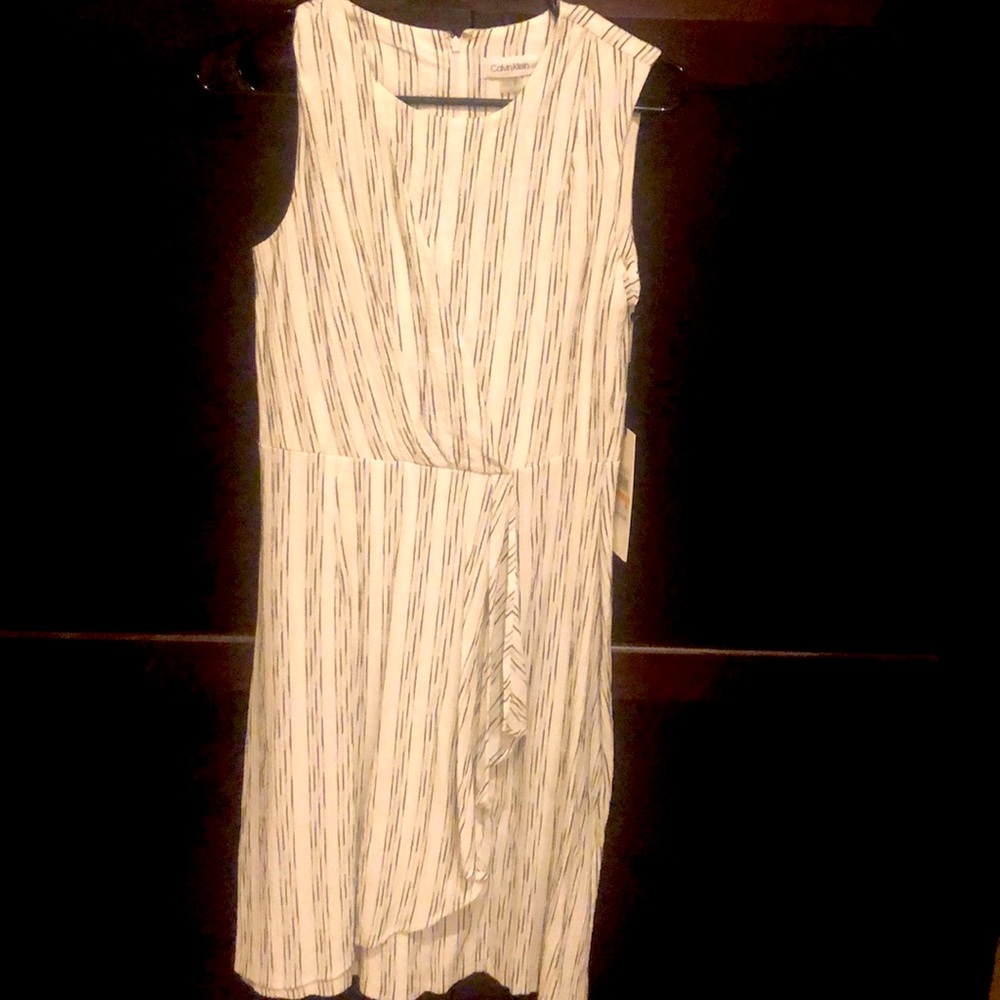 Calvin klein dress. NWT. Size2